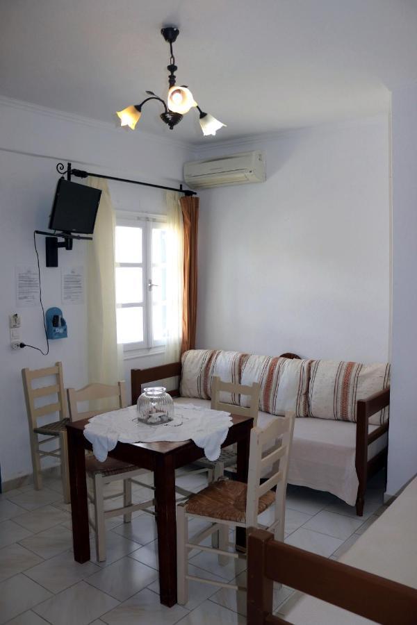 Pension Ilias Aparthotel Amorgo Esterno foto