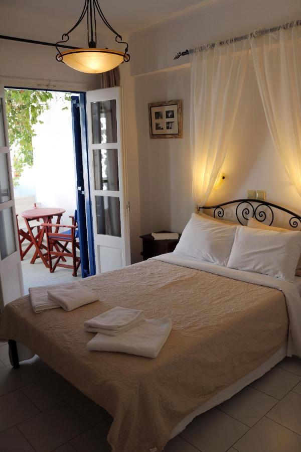 Pension Ilias Aparthotel Amorgo Esterno foto