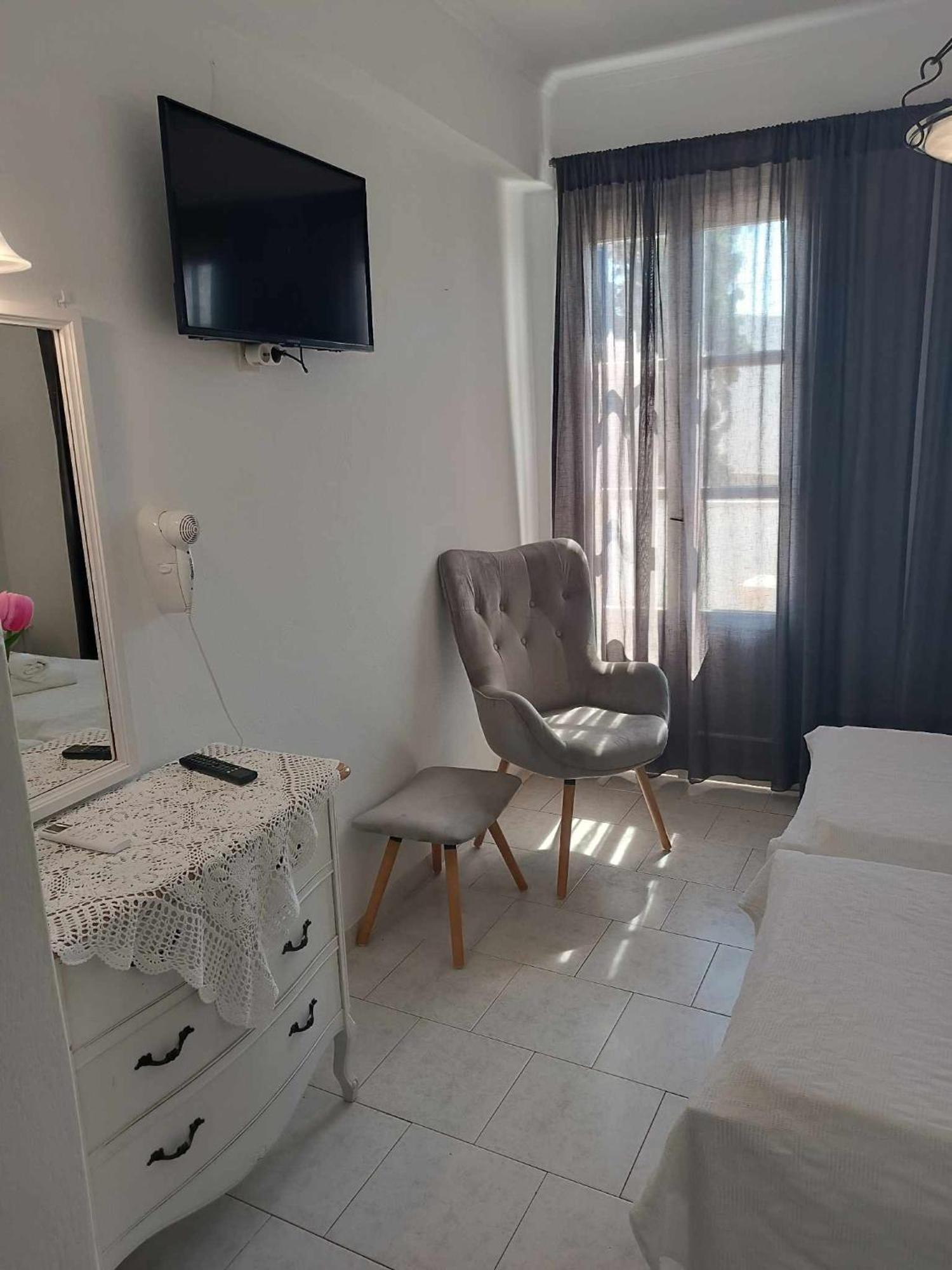 Pension Ilias Aparthotel Amorgo Esterno foto