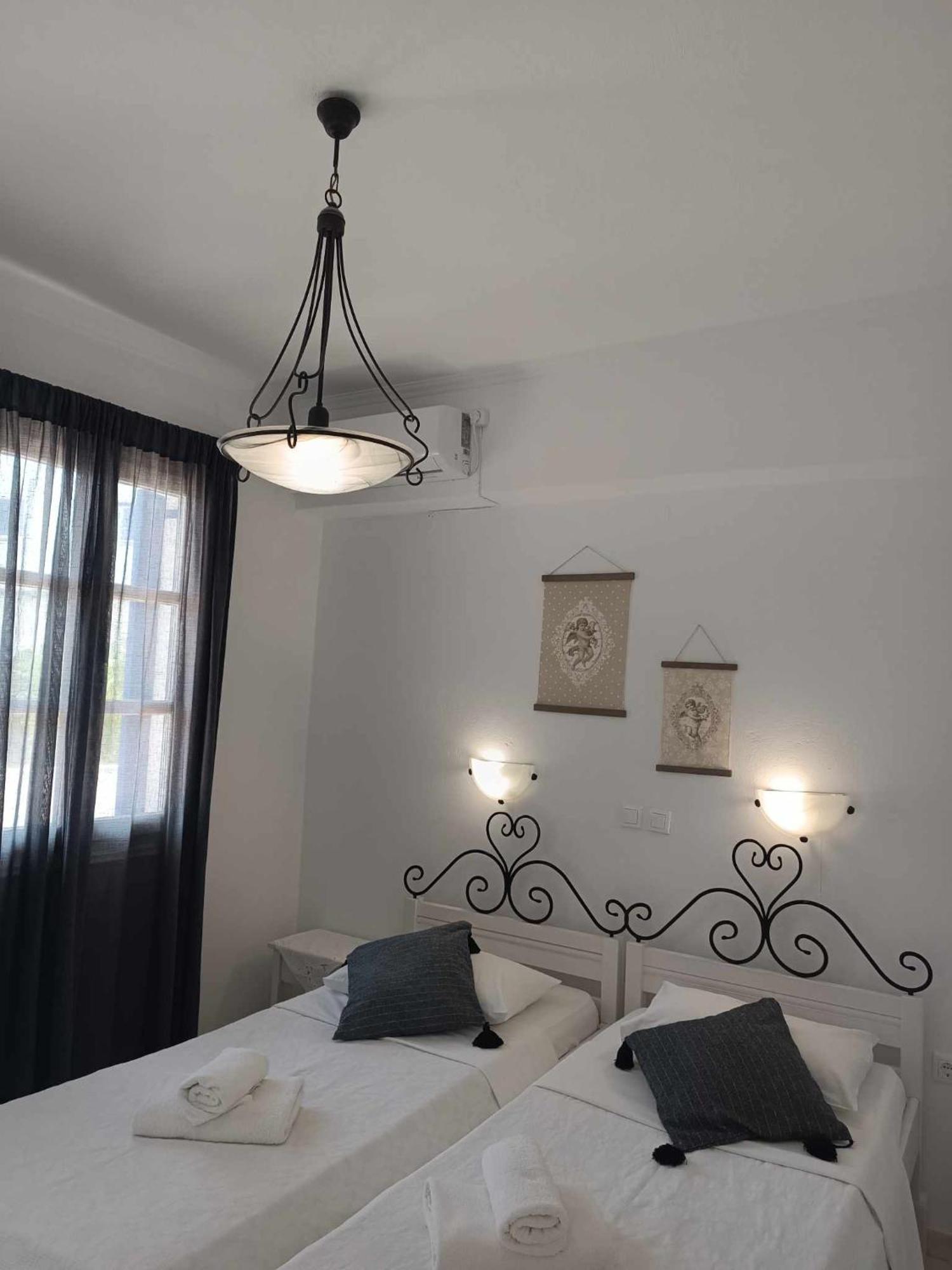 Pension Ilias Aparthotel Amorgo Esterno foto