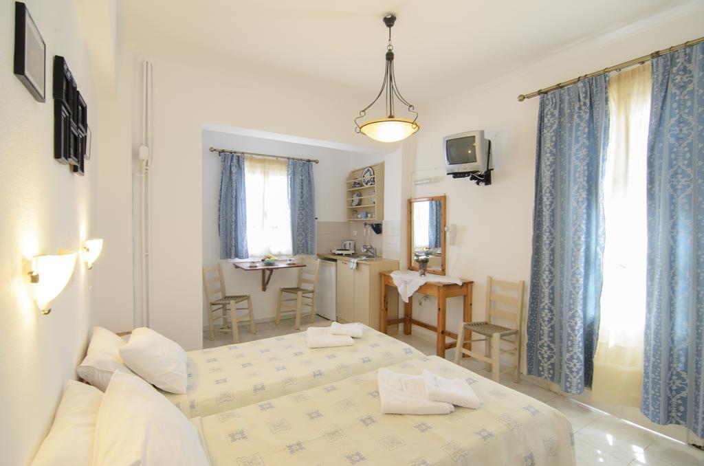 Pension Ilias Aparthotel Amorgo Esterno foto